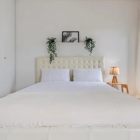 East Appartement *